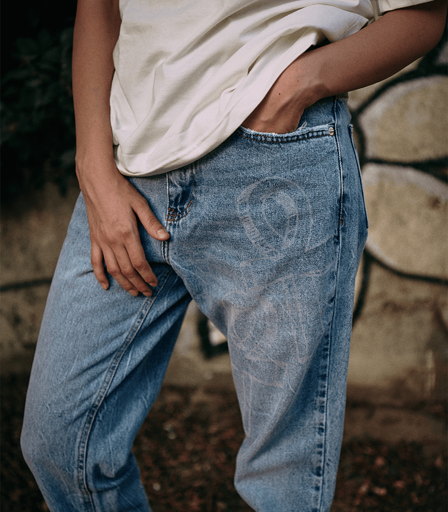 The Key Light Jeans - Straight Leg - YoungNoise