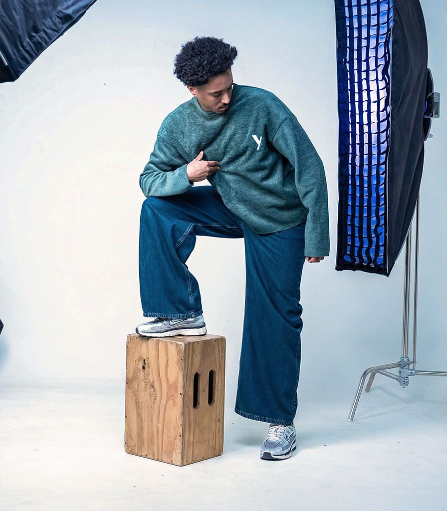 Cropped Nocturne Crewneck